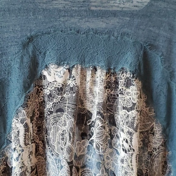 XHILERATION MIXED MEDIA FLOWY BLUE FLORAL TOP TEE WITH LACE SIZE XXL - Picture 8 of 8